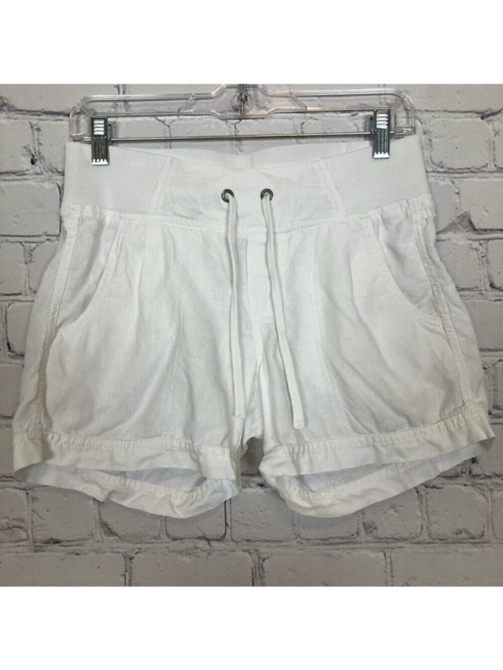Athleta 100% Linen Creston Shorts Size 2 White